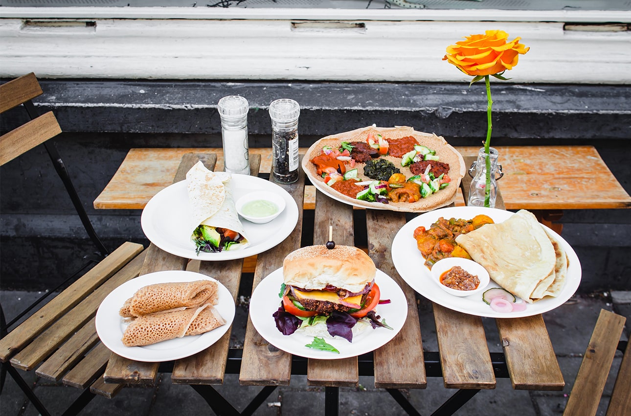 The Ultimate Hangover Burger: Egg in a Hole Burger Grilled Chee