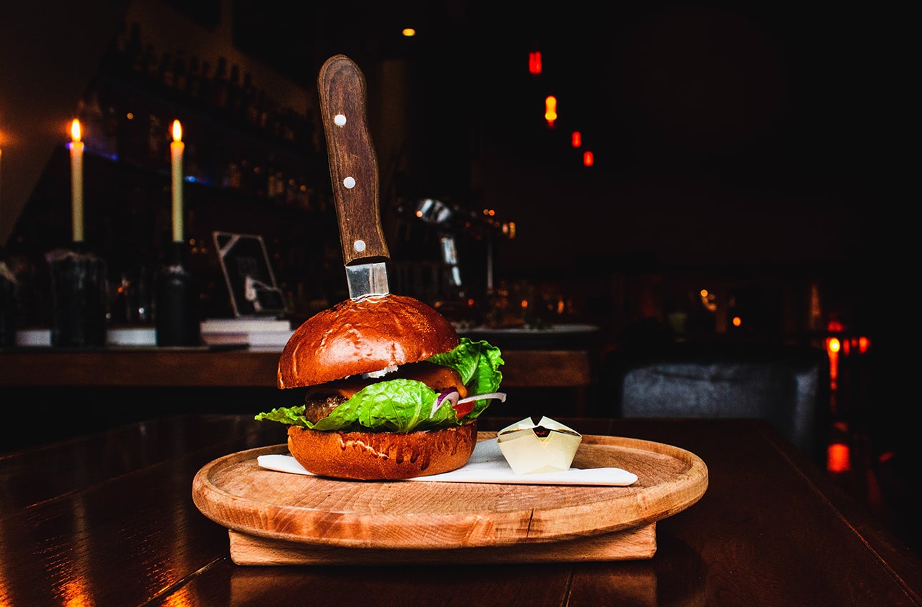 Starbucks Is Investing $ 100 Million In New Retail Food Startup